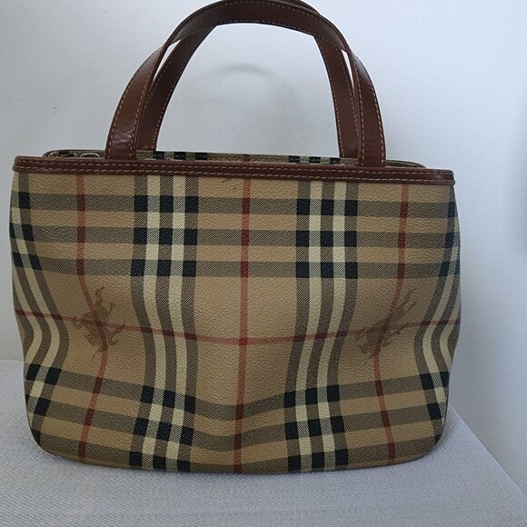 Classic Checkered Brown Handbag - Picture 3 of 12